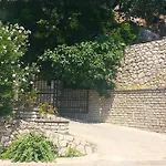 Amalia Complex Niszáki