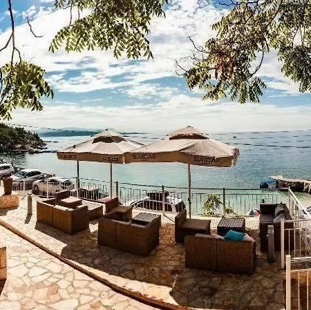 Amalia Complex شقة *