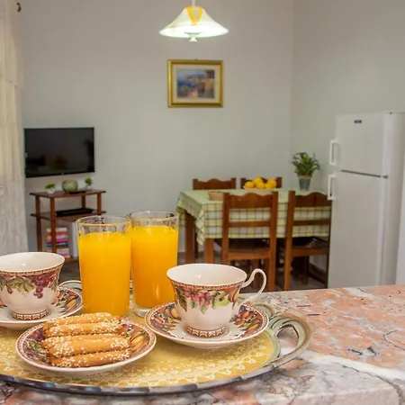 Amalia Complex شقة *