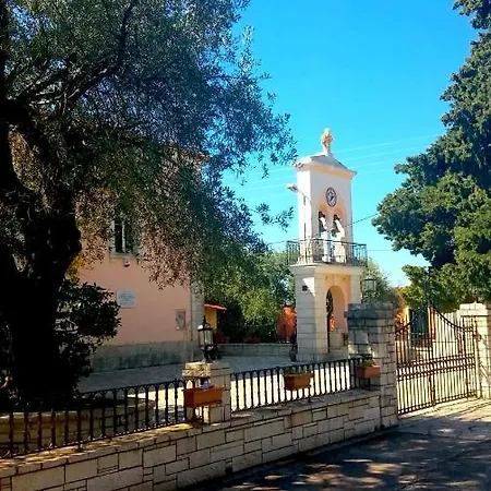 Amalia Complex דירה ניסקי